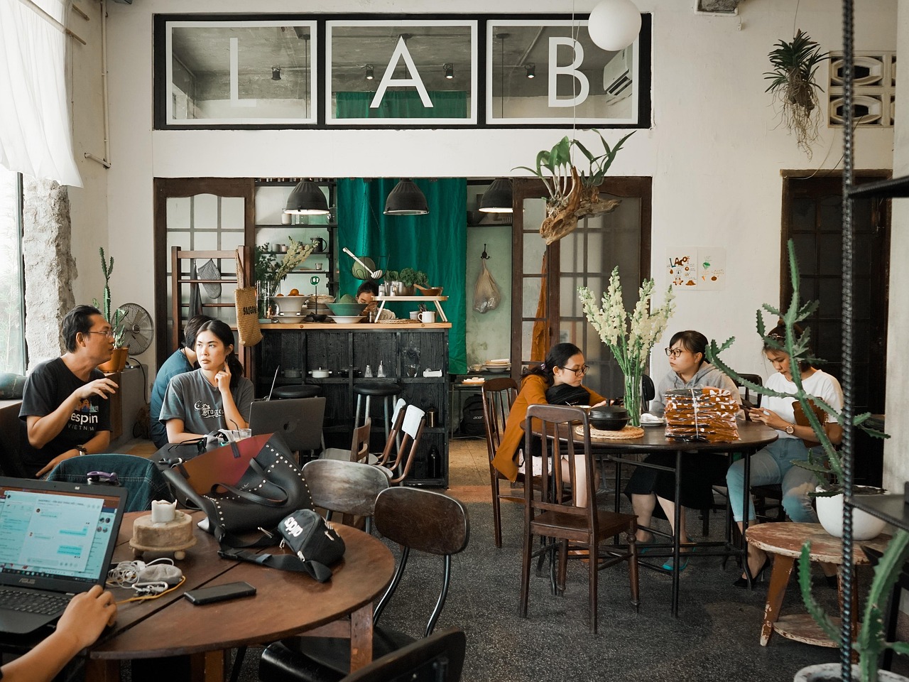 掌门太忙：i云保app详情下载教程