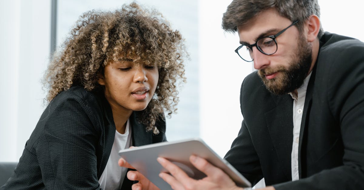 旁观者的角色：如果你看到一个人正在使用技术支持，你会怎么做？